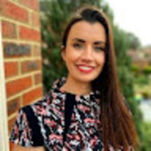 Meet your Posher, Jessica - Picture 1 of 1